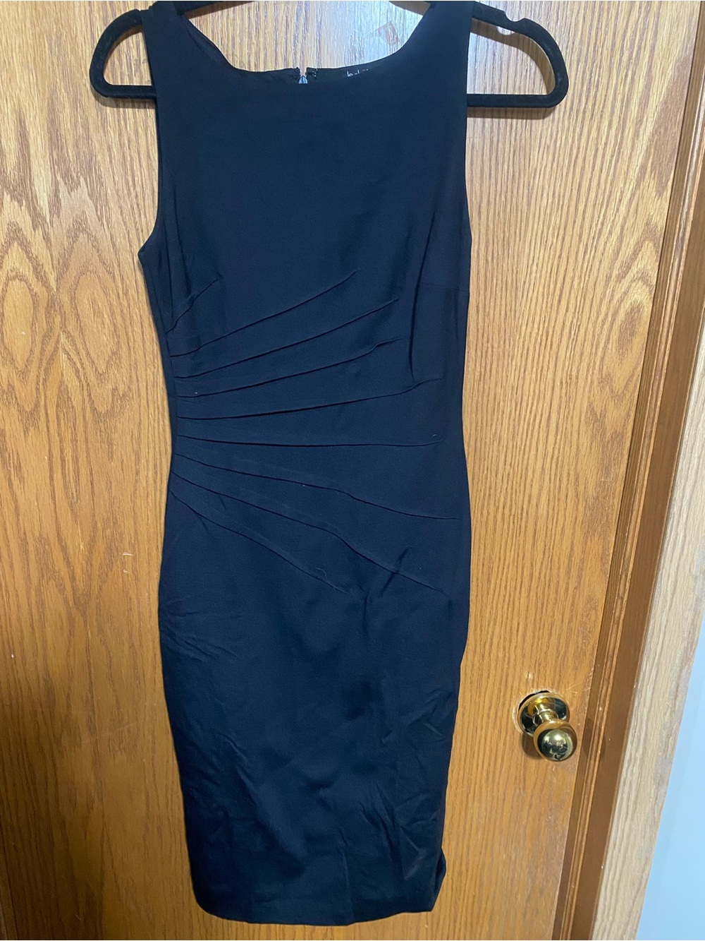 le chateau Black Sleeveless Midi Sheath Dress
